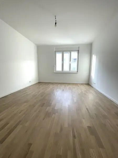 Rarität - Schöne 3-Zimmer-Wohnung mit Balkon und Garten, im 18. Bezirk!