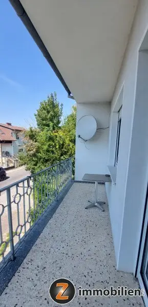 Großzügiges Einfamilienhaus mit idyllischen Garten