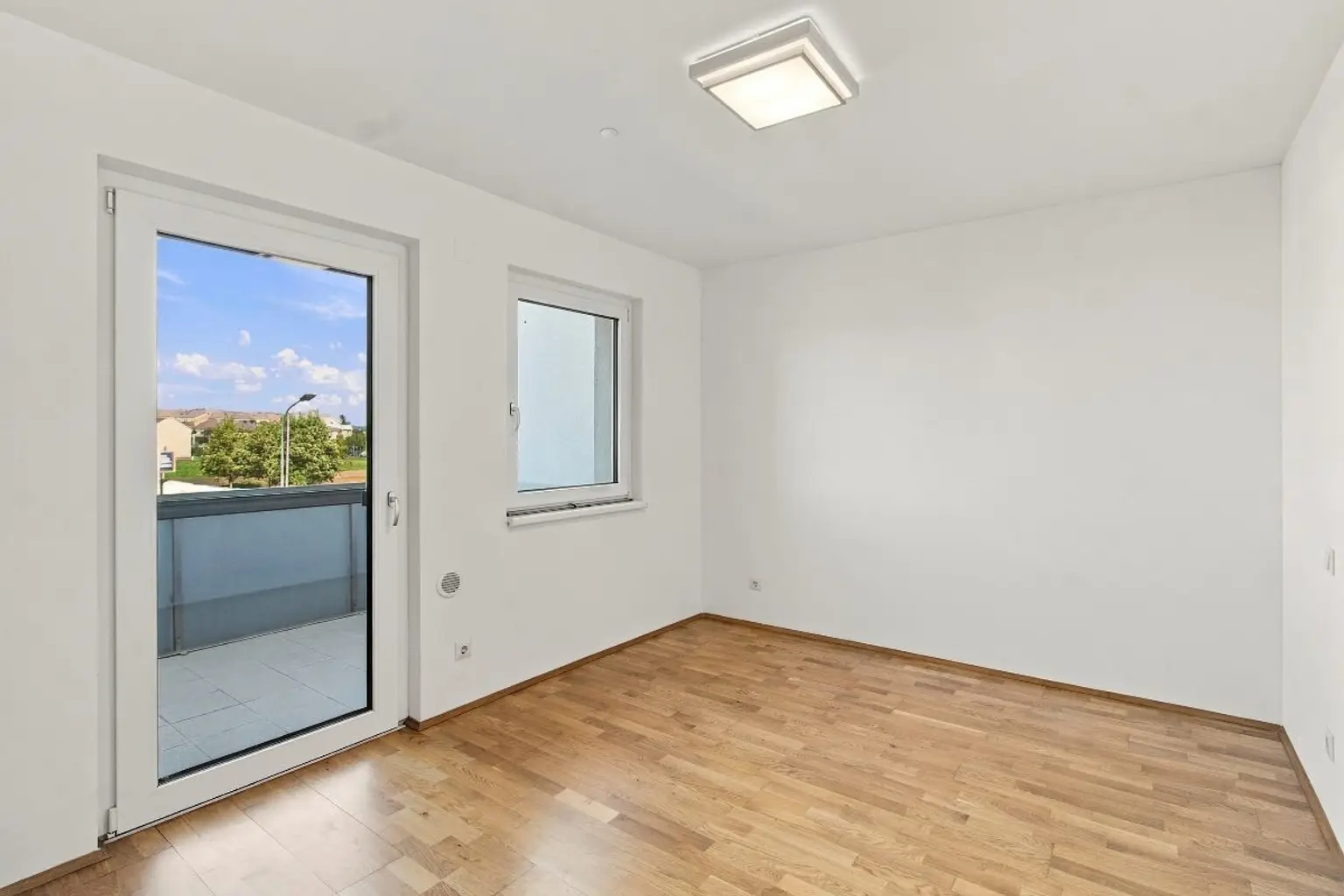 G | NEU am Markt ++ MODERNE ZWEI Zimmer mit TERRASSE | Prima Service Immobilien
