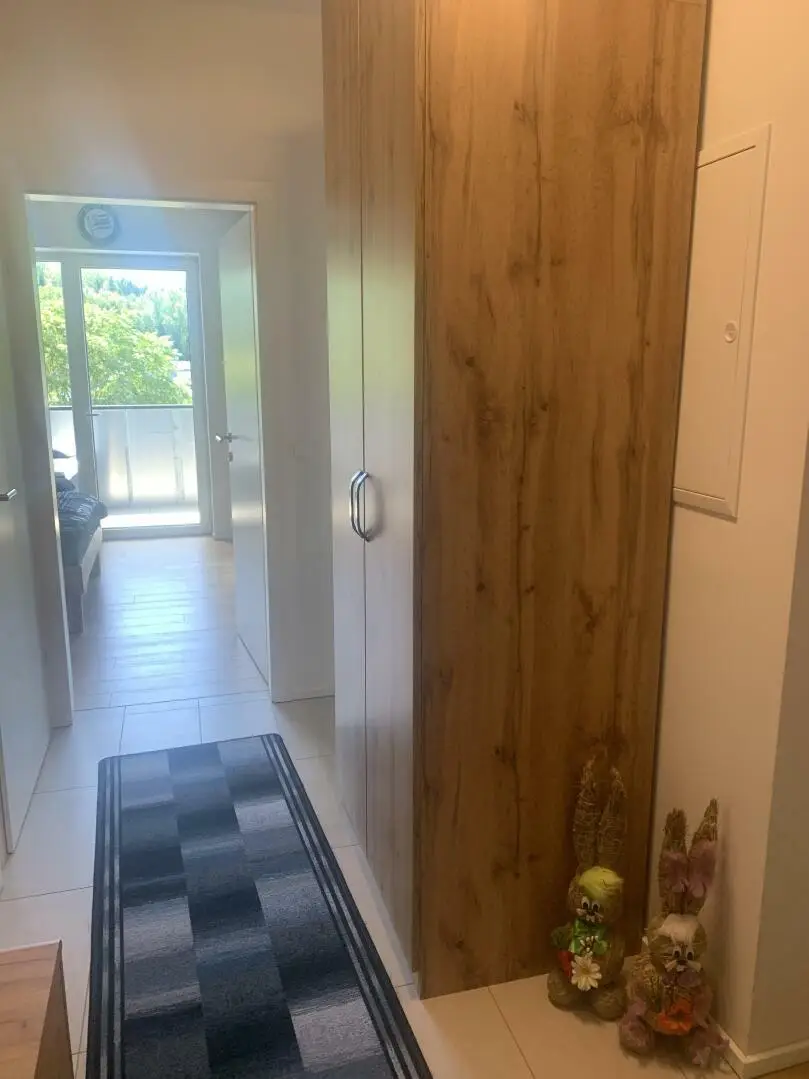 Moderne  2-Zimmerwohnung mit schönem Balkon   in Raaba