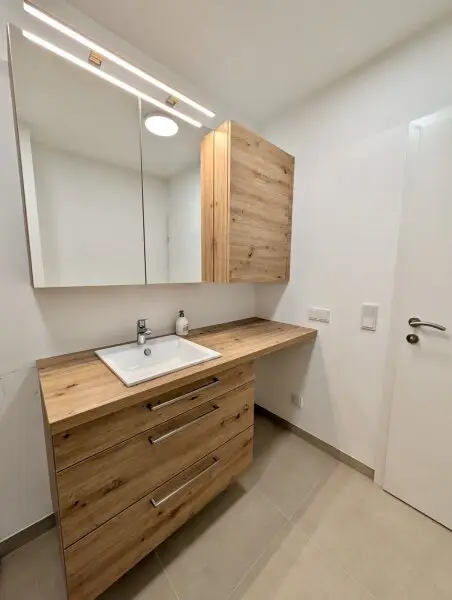 ERSTBEZUG - ENTZÜCKENDE 2-ZIMMER-WOHNUNG MIT SÜD-WEST BALKON