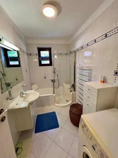 Krumpendorf - Gepflegtes Einfamilienhaus mit Einliegerwohnung