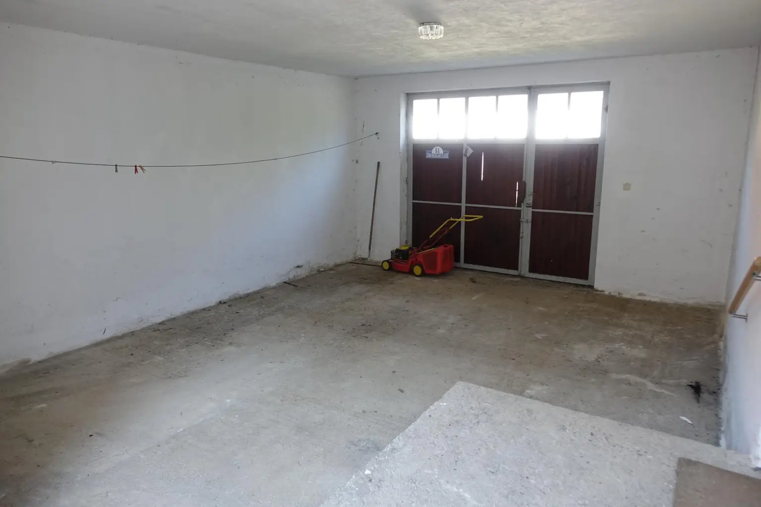 **VIEL PLATZ UND VIELE MÖGLICHKEITEN** Haus mit vielfältigem Potential im Südburgenland!
