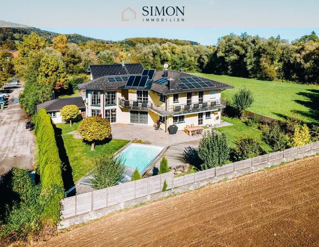 Exklusive Villa mit Pool und Traumgarten - Wohnen mit Blick auf den Untersberg