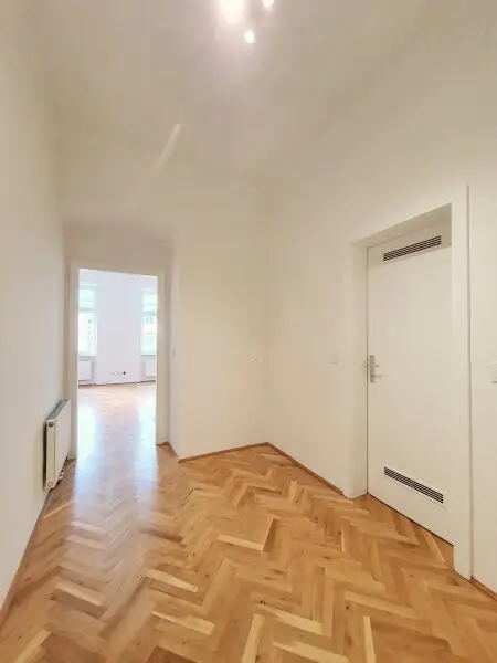 Platz für Garderobe
