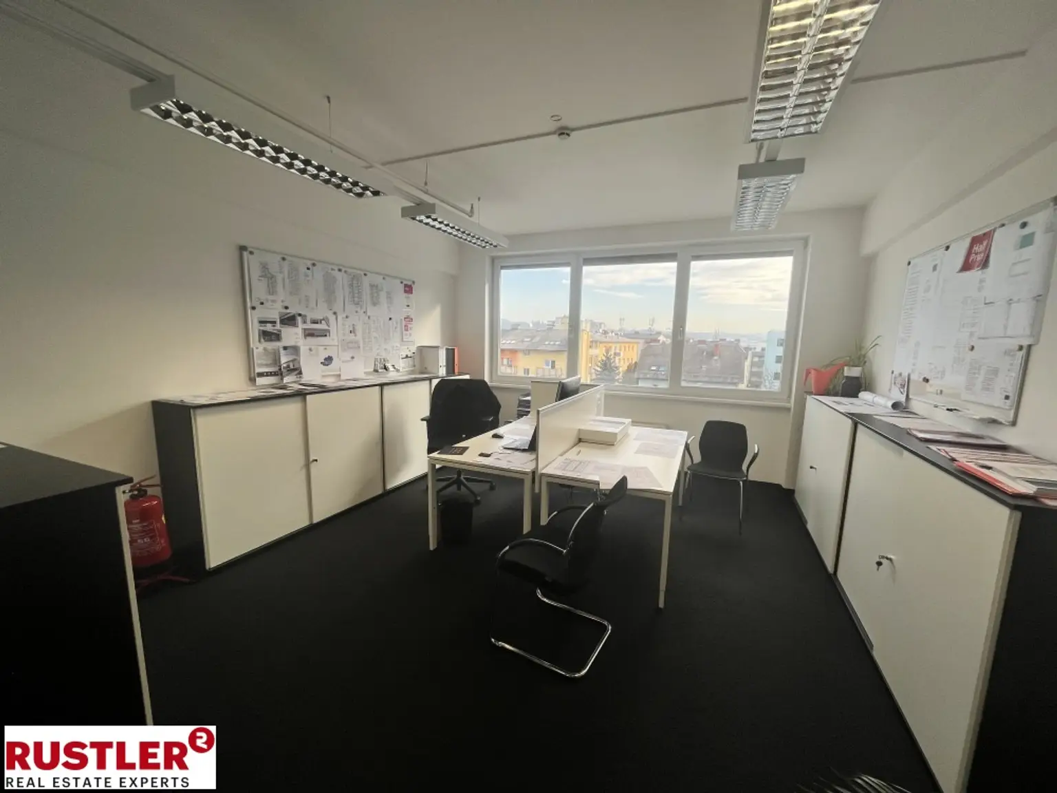 Büroraum.....