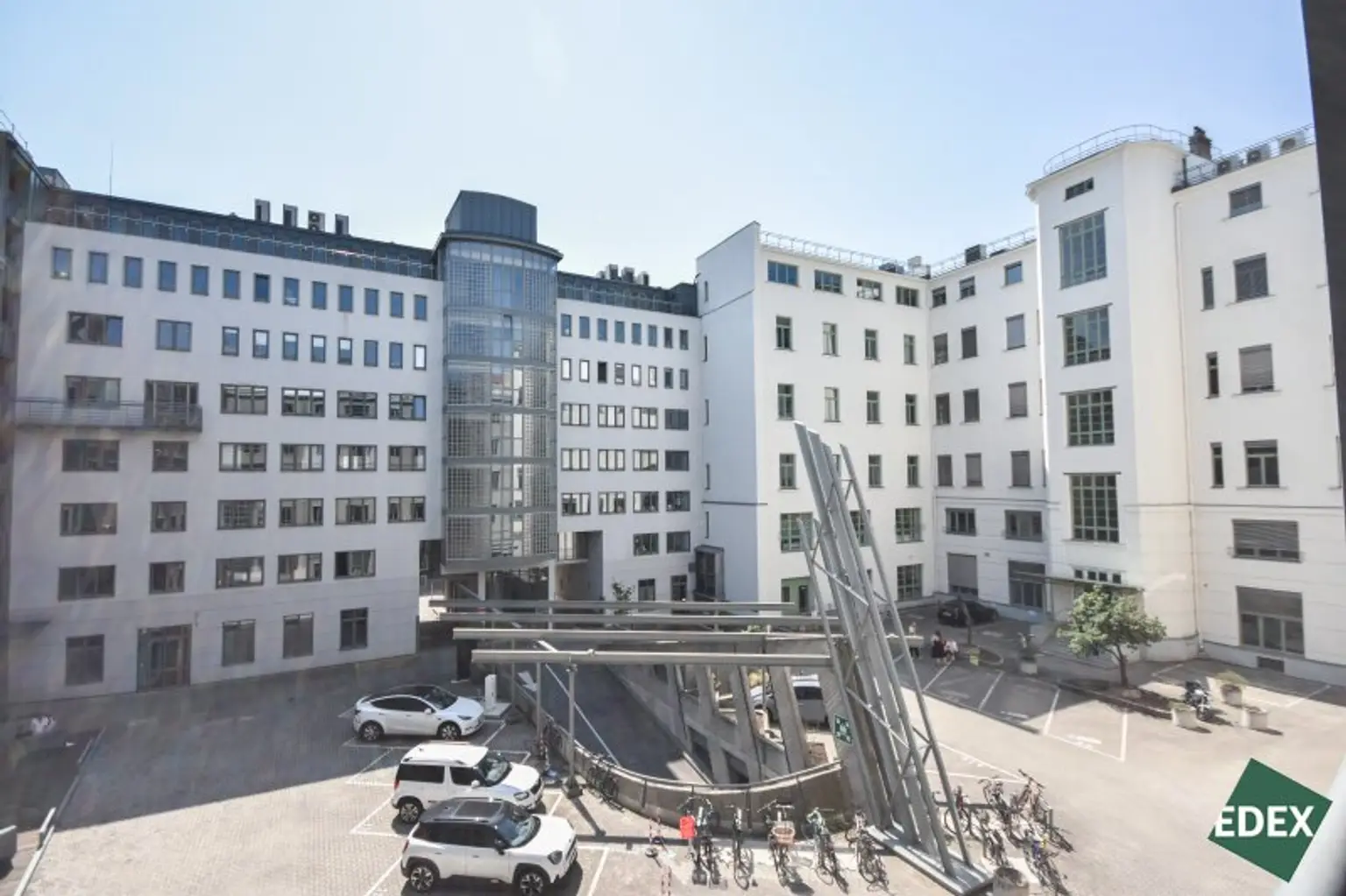 Geschäftslokal mit großen Auslagefronten in 1030 Wien