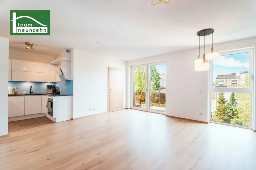 Einziehen und Wohlfühlen! Wohnung mit Hof-Balkon im hellen 4. OG nahe U3, Meiselmarkt und Schönbrunn! KLIMAANLAGE!