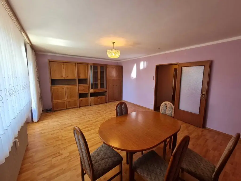 Tolle 4-Zimmer-Wohnung in Toplage von Feldkirchen – mit Loggia und eigener Garage