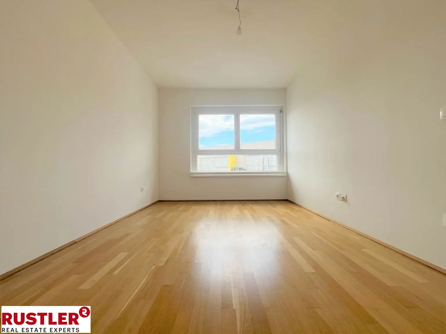 Bis zu 3 Monate MIETFREI! - Gut geschnitten und mit Ausblick - 2-Zimmer Wohnung mit Loggia