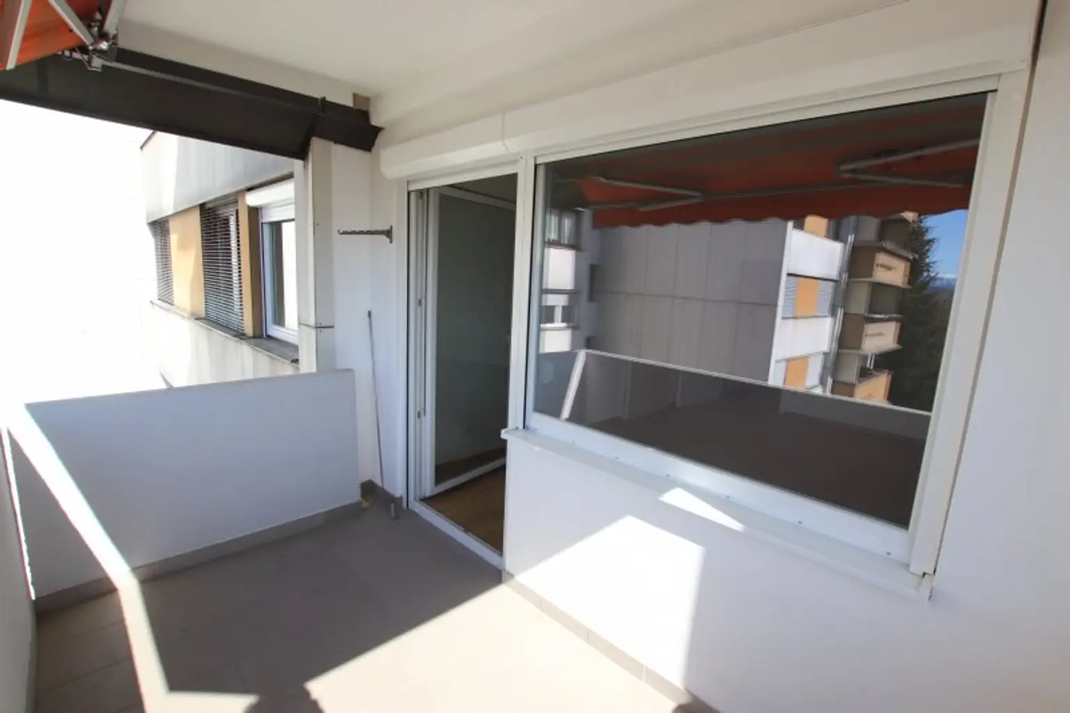 Schöne sanierte 2 Zimmer Wohnung mit Loggia in Waidmannsdorf - Lodengasse