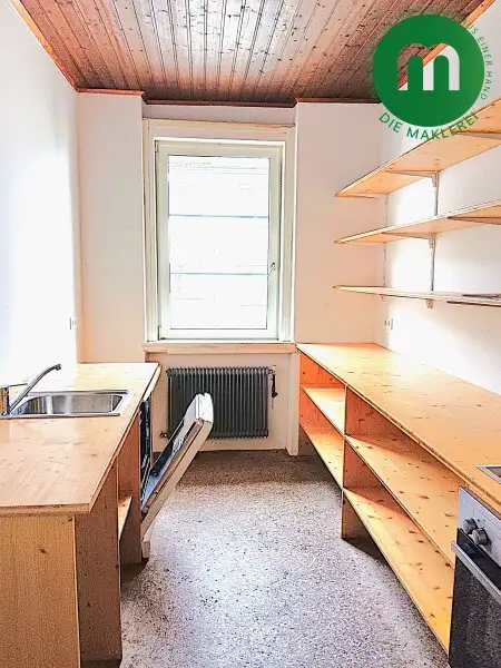 Unbefristet: Geräumiger 2-Zimmer-Altbau nahe Matzleinsdorfer Platz