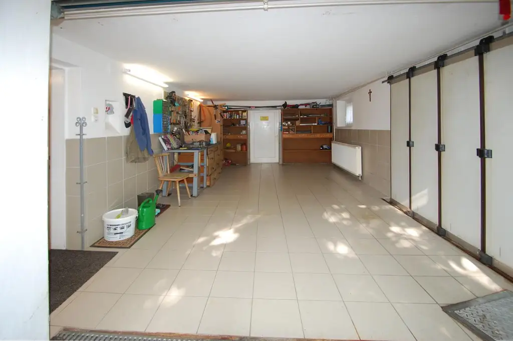 Einfamilienhaus mit großem Garten in idyllischer Ruhelage