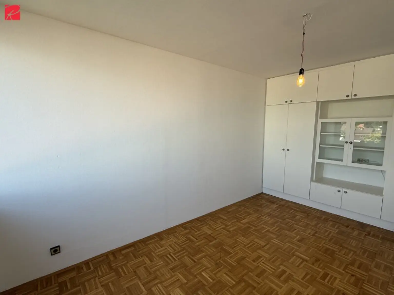 Ruheoase Zuhause: Helle Zimmer mit Grünblick!!