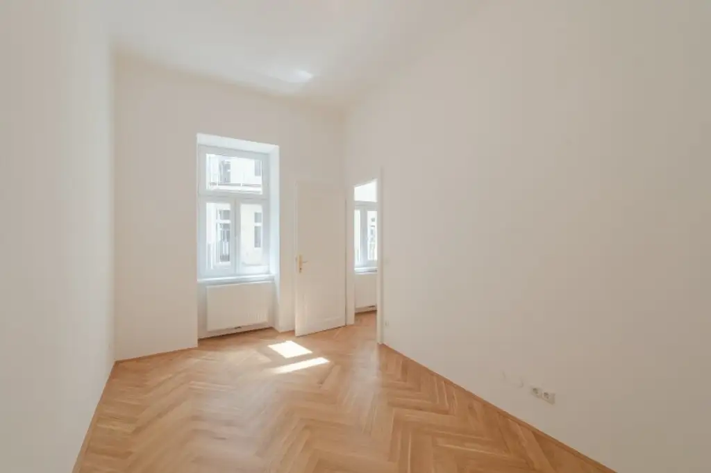 ++NEU++ Fantastische 2-Zimmer Altbauwohnung mit Balkon