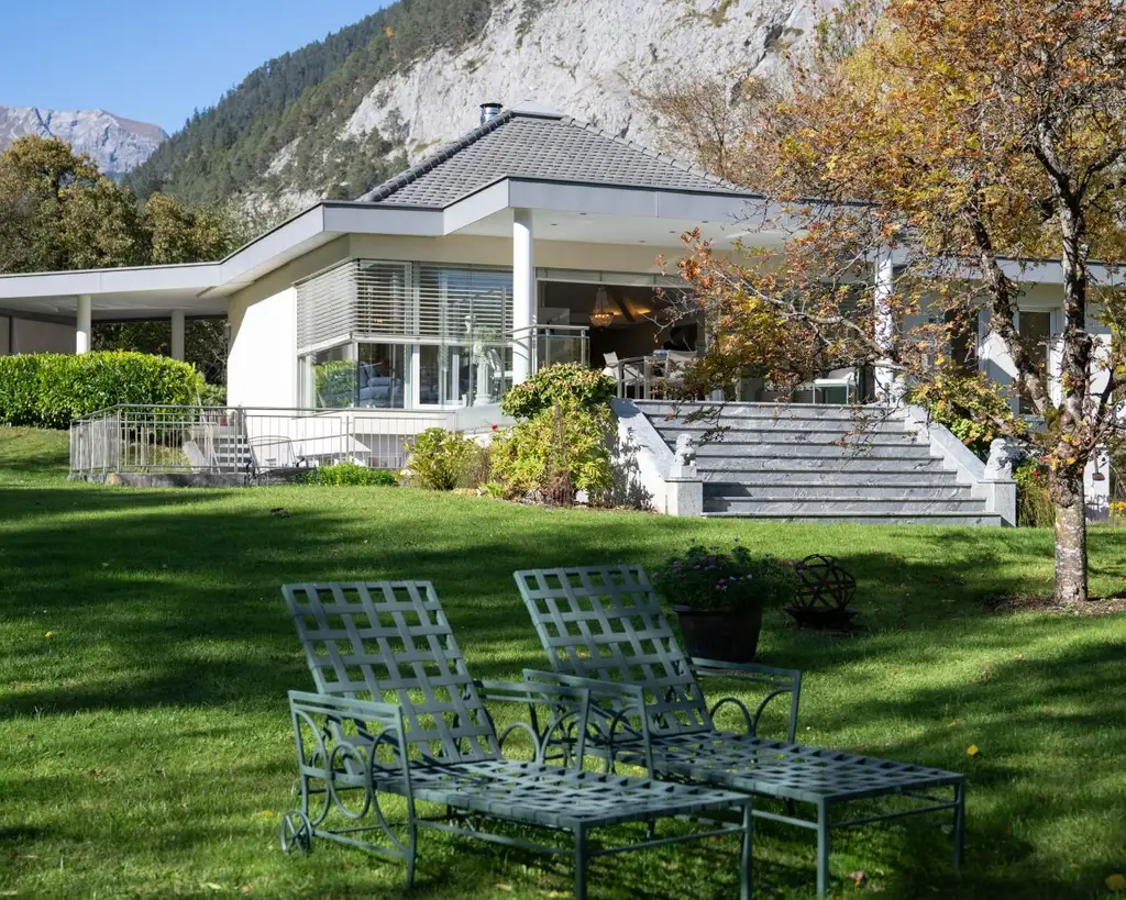 NEU!   Ein Haus am See - das besondere Juwel in ruhiger Bestlage