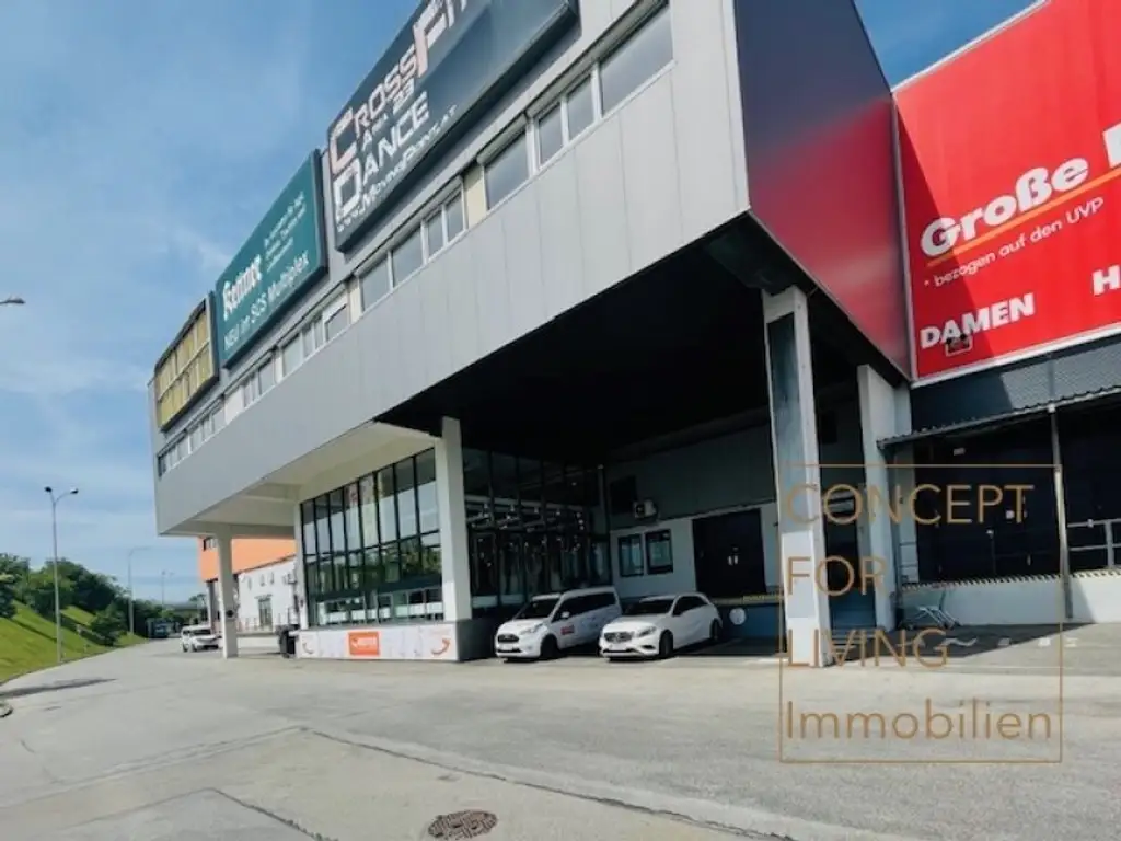 BÜRO/ HALLE in der SCS | Obergeschoss !! Lastenaufzug | ca.1.300m2 Nutzfläche |direkt vor Objekt: 5 PKW-Stellplätze |pure_living
