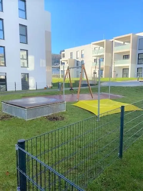 TRAUMHAFT WOHNEN AM SEE - TOP AUSGESTATTET - MODERN - ZWEI TIEFGARAGENPLÄTZE INKLUSIVE