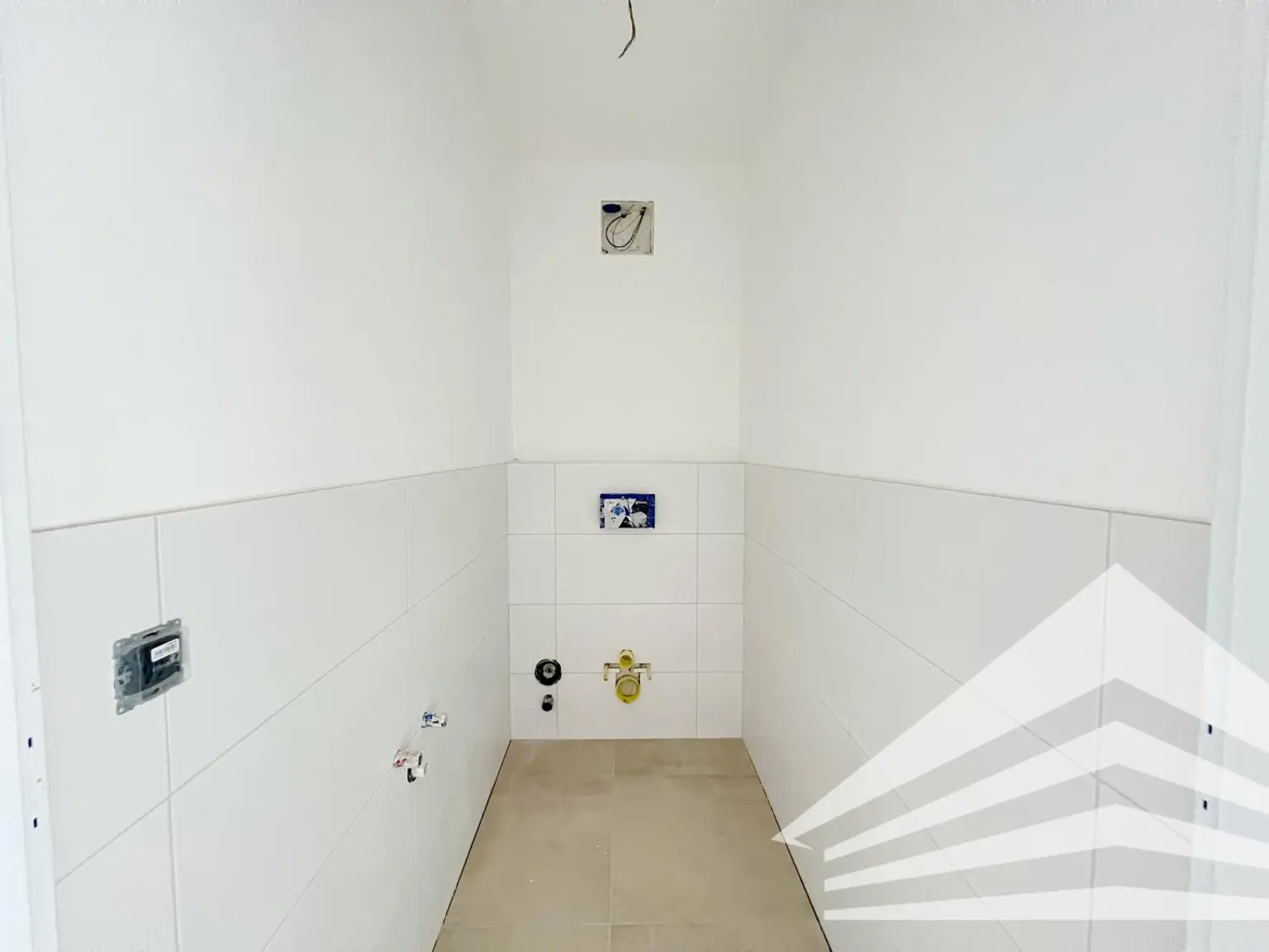 Hochwertig ausgestattete 3-Zimmer Wohnung mit großem Balkon in Puchenau!
