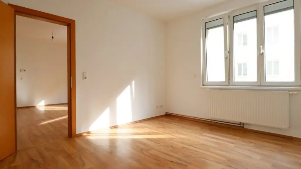 Sonnige 3-Zimmer-Wohnung mit Süd-Balkon im Nibelungenviertel