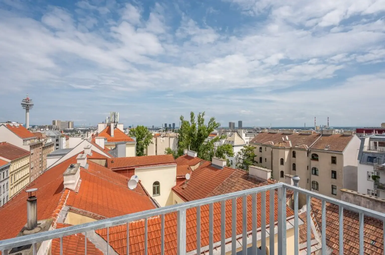 ++FonteFlats++ Außergewöhnlicher 4-Zimmer Dachgeschoss-ERSTBEZUG mit großartiger Dachterrasse