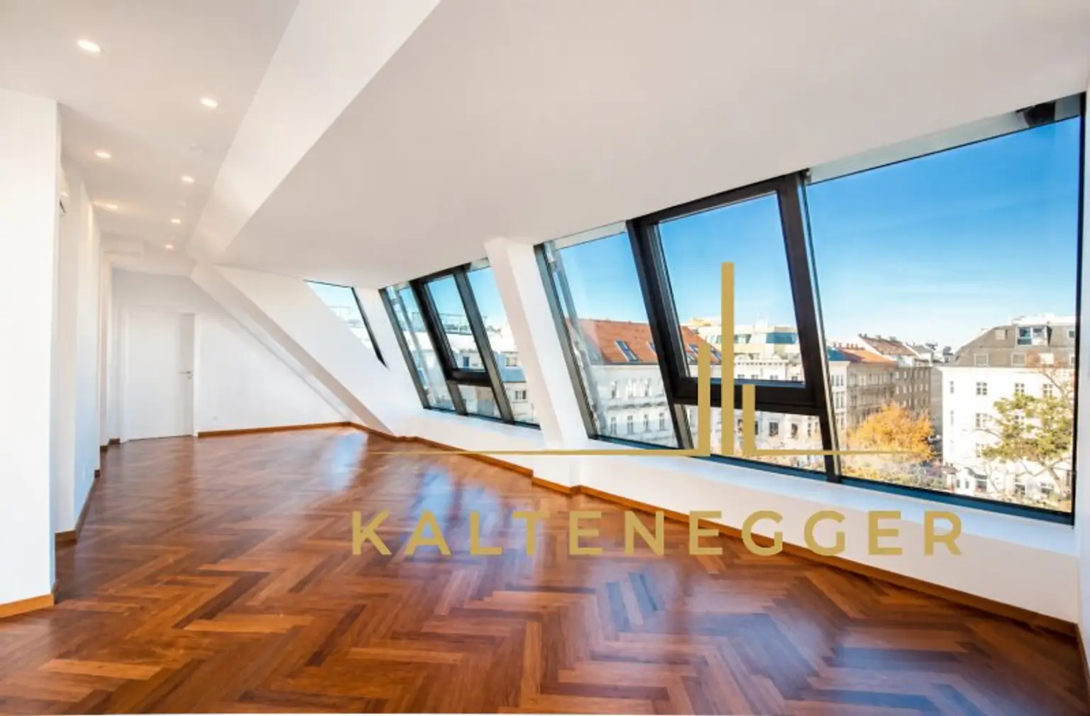 Wohnzimmer vor der Möblierung ca. 31,50 m²