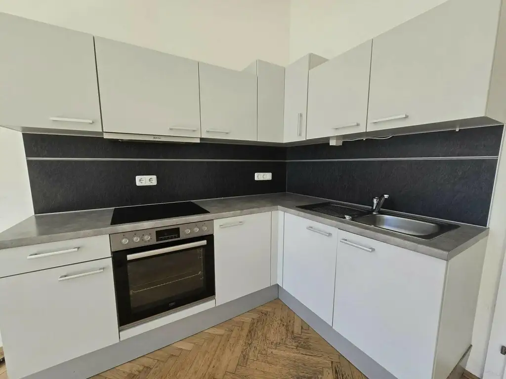 Geräumige 3-Zimmerwohnung mit Balkon - Eggenberg!