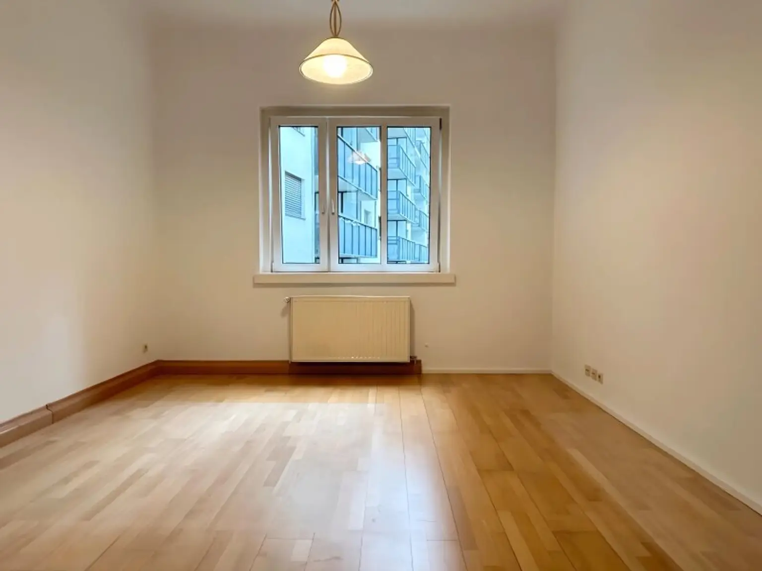 Ihr neues Zuhause in Wien für nur € 230.000,- – Gepflegte 2-Zimmer-Wohnung in 1120 WIEN!