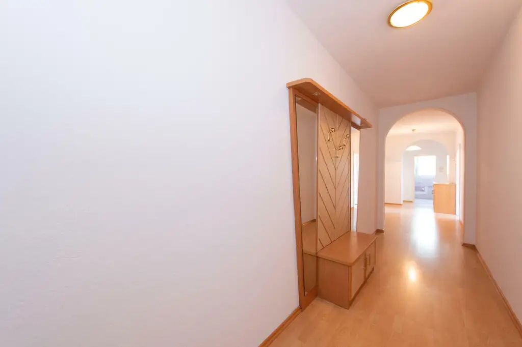 Geräumige 4-Zimmer Wohnung mit Loggia in zentrumsnähe – Moserhofgasse 49, 8010 Graz