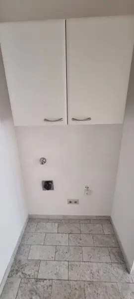 Heller Singlehit im 3.Liftstock - nähe U-Bahn & AKH - Besichtigung FR 07.11 um 16.30 h & 17.00 h