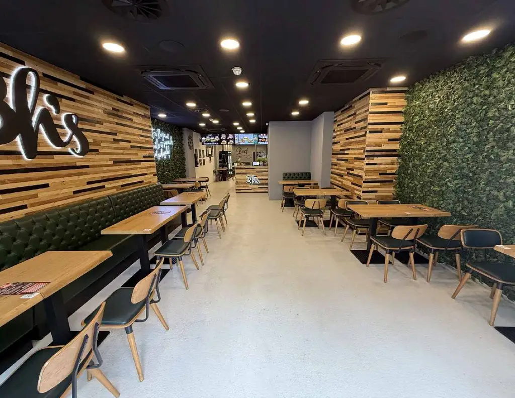 Ein Gastro-Hotspot wartet: - Top-Gewerbefläche bei U1 Reumannplatz zu mieten