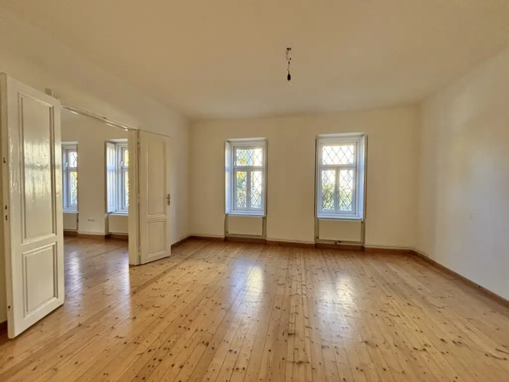 Arbeiten mit Atmosphäre | repräsentatives Gründerzeithaus im Landhausstil | großer Eigengarten für kreative Pausen