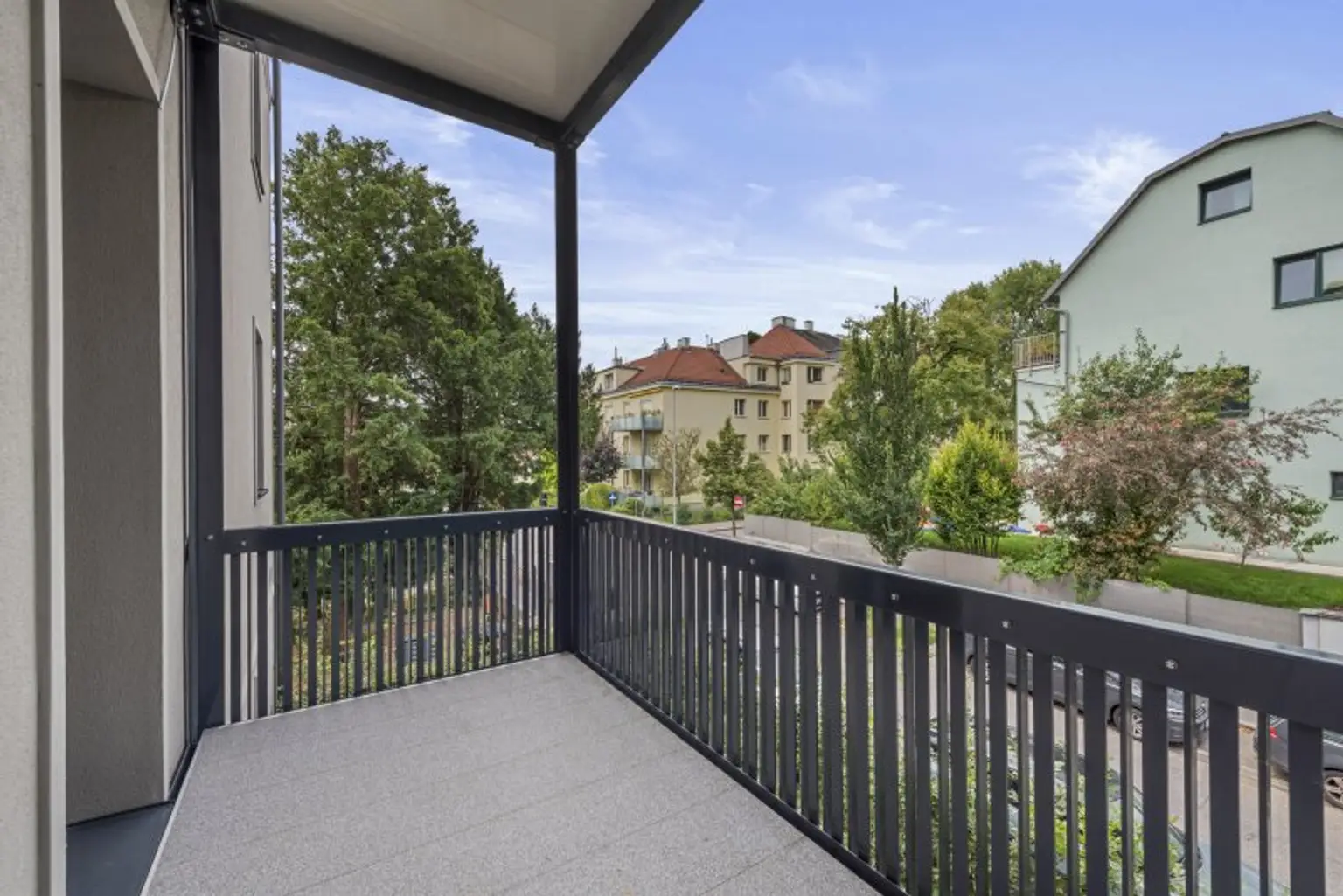 ***Großzügige 4-Zimmer-Wohnung mit 2 Balkonen in Top-Lage des 19. Bezirks – Nähe Kahlenberg***