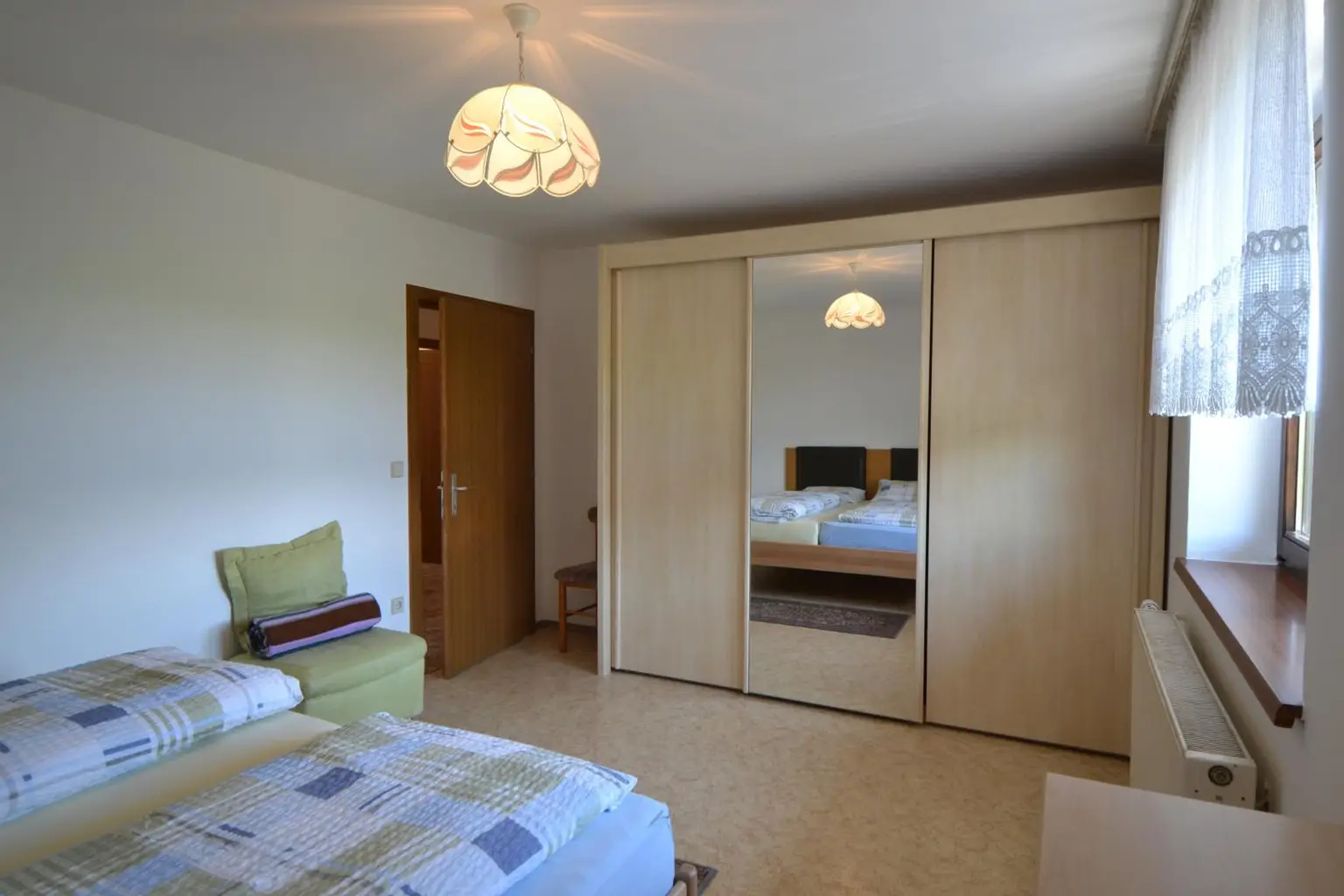 Schlafzimmer EG
