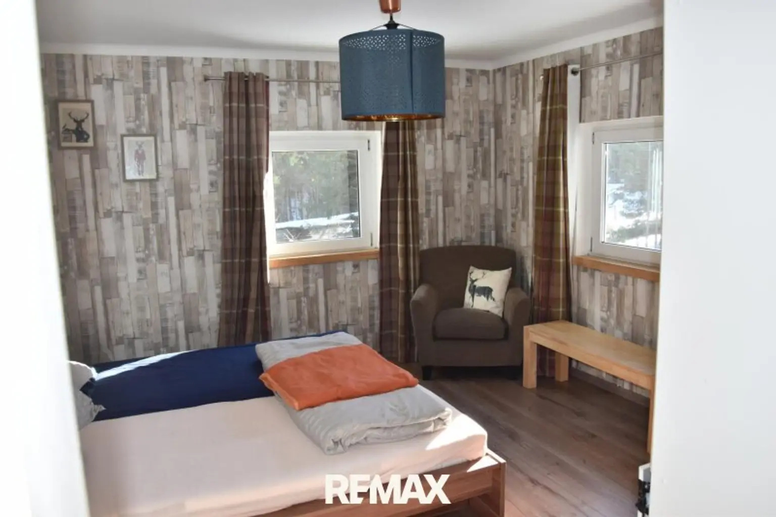 gr. Schlafzimmer EG