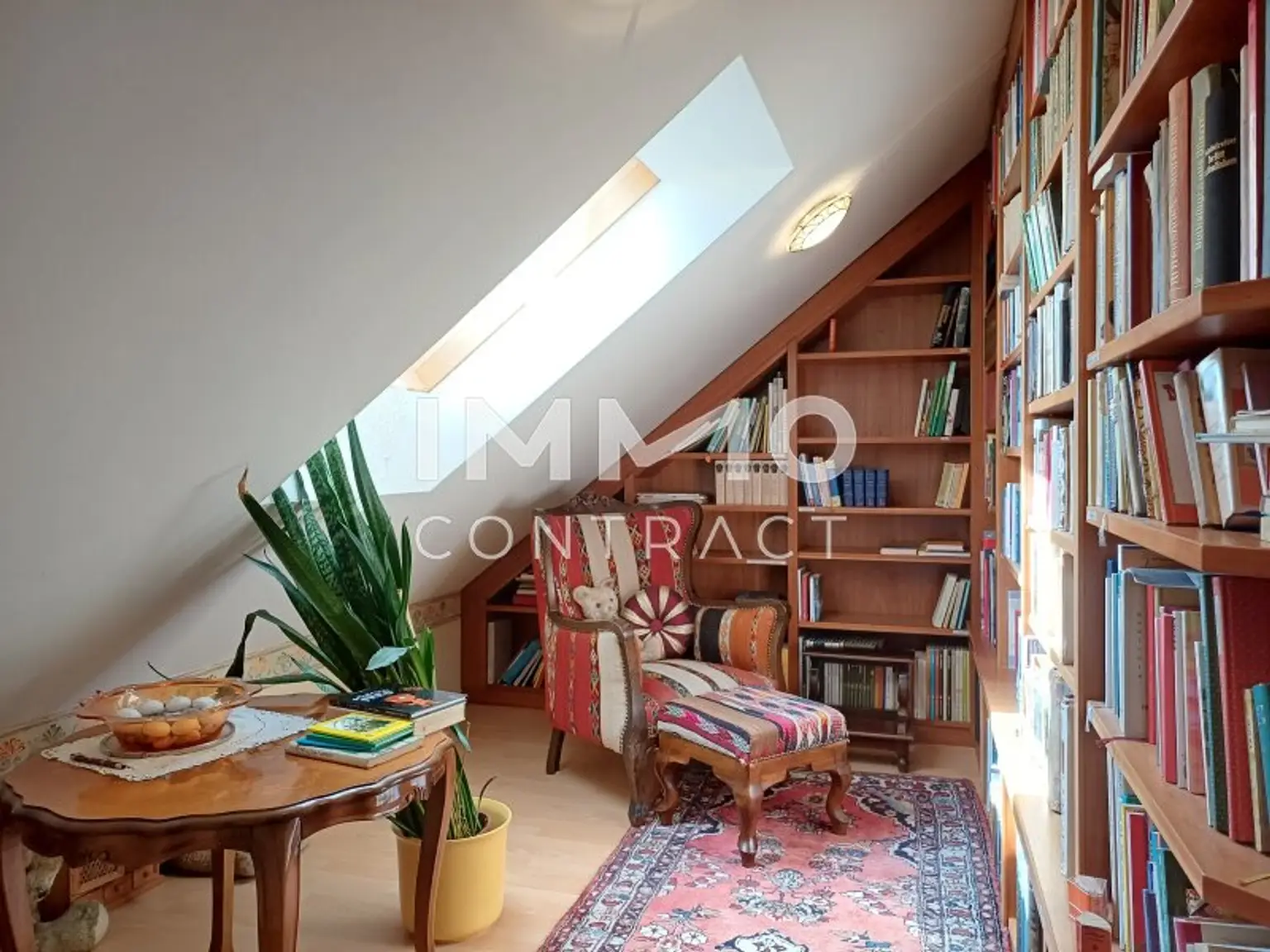 Haupthaus DG Biblothek