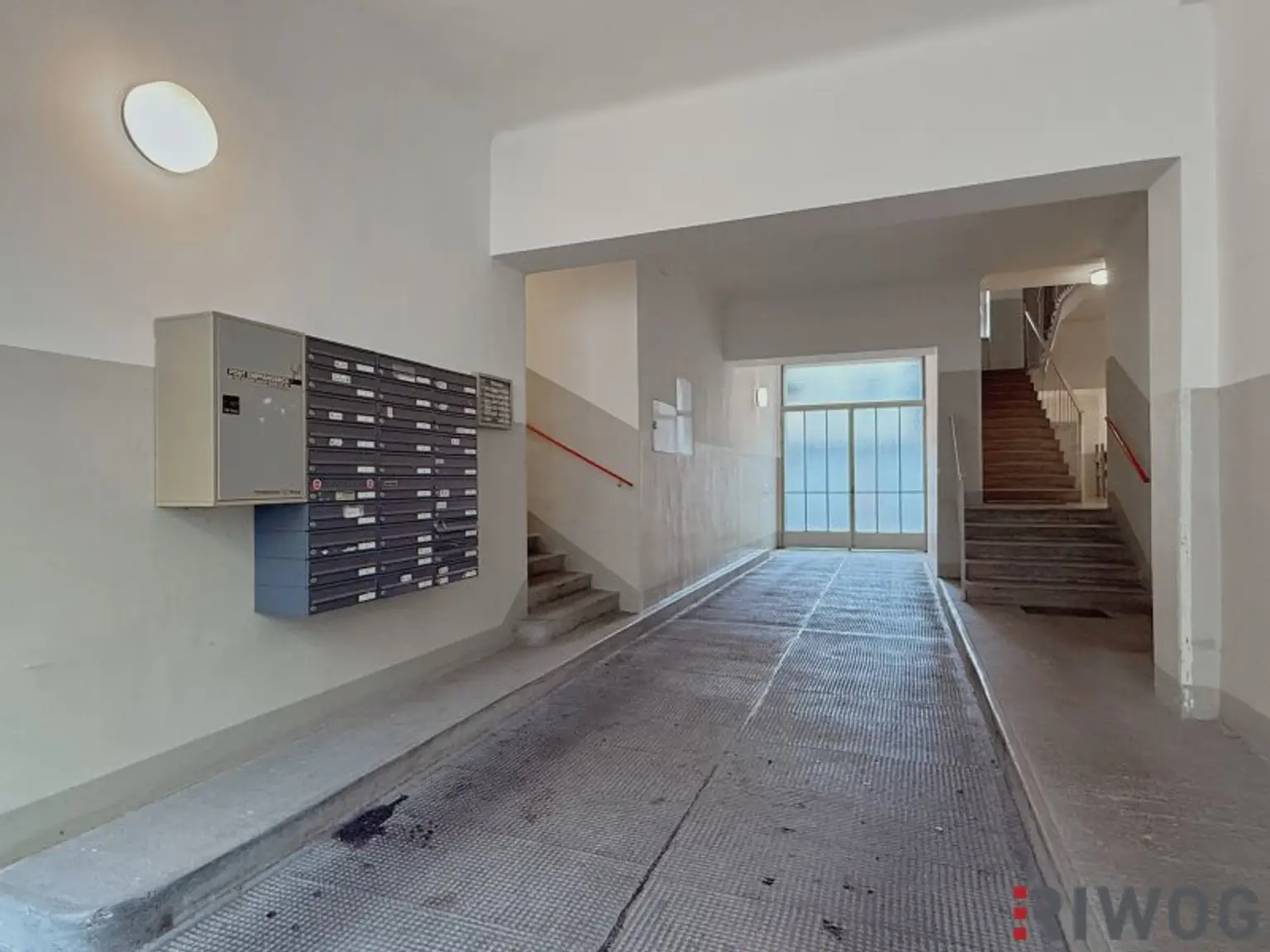 It´s time to move | ruhig gelegene 3-Zimmer-Wohnung im 3. Liftstock | Garage optional verfügbar