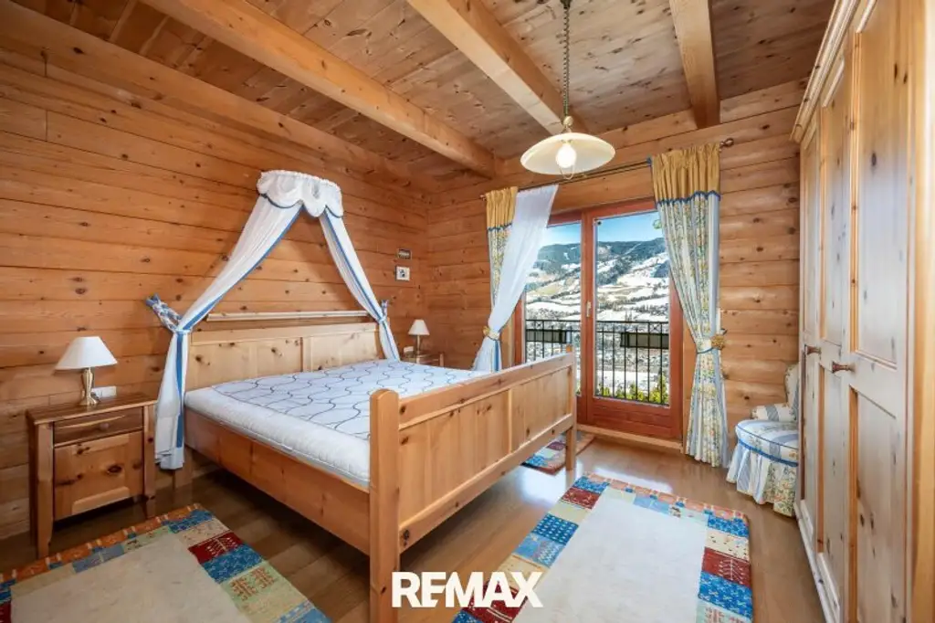 "Landwirtschaft mit Tischlerei in St. Johann im Pongau"