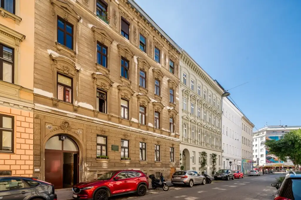 ++NEU++ Sanierungsbedürftige 1-Zimmer Altbau-Wohnung, viel Potenzial! Augartennähe!