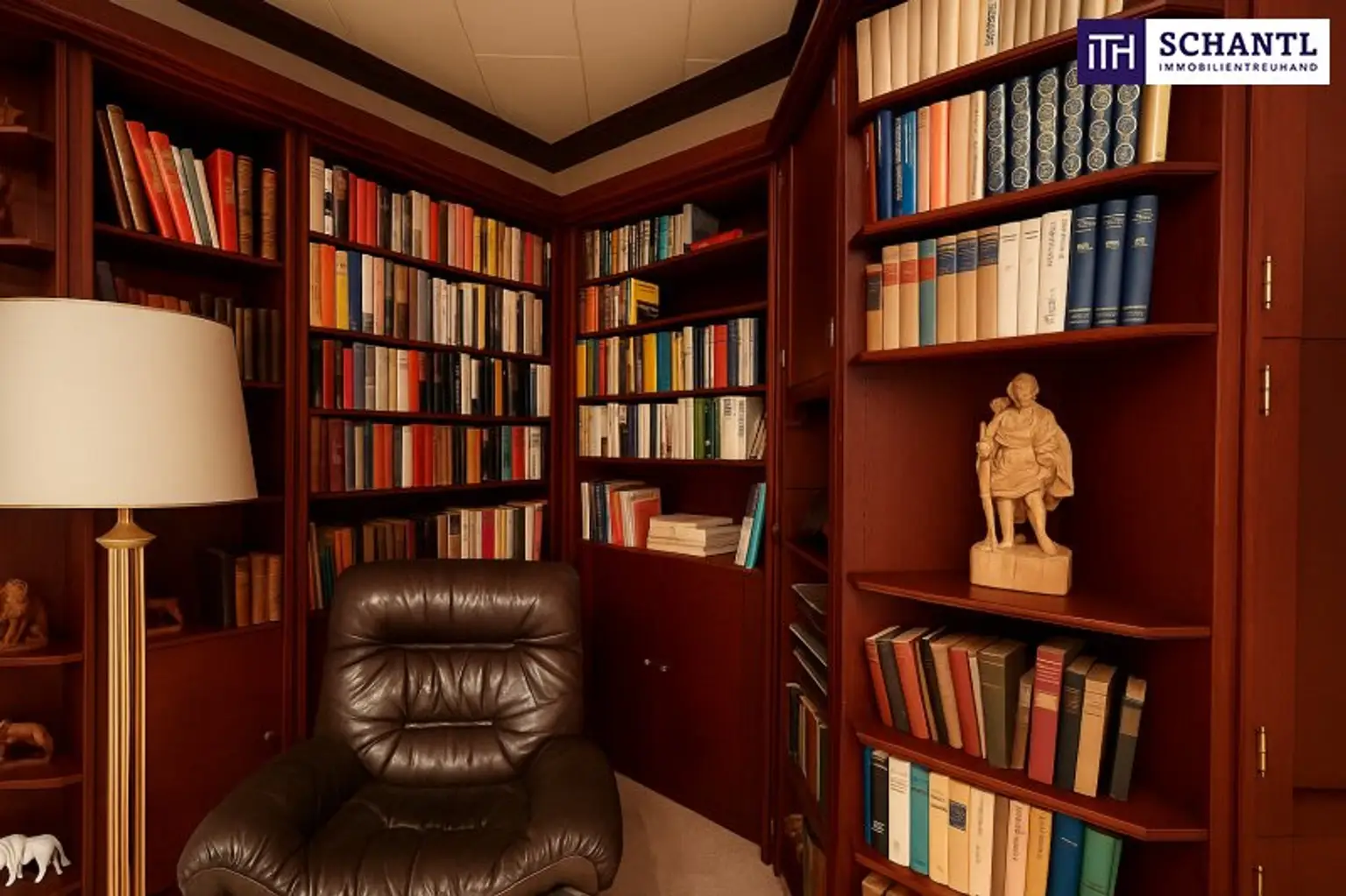 Traumhafter Bungalow mit Indoor-Pool, Weinkeller & großem Garten auf Eigengrund