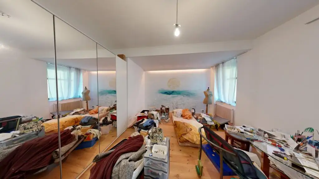 Wohnen mit Potenzial: Haus mit Arkaden & Doppelgarage in Münichsthal