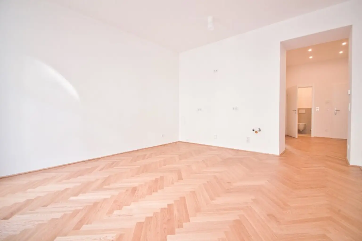 ERSTBEZUG nach Generalsanierung | Fußbodenheizung | tolle Ausstattung | guter Grundriss