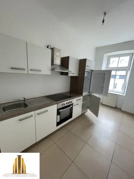 Sonnige 3 Zimmer Wohnung