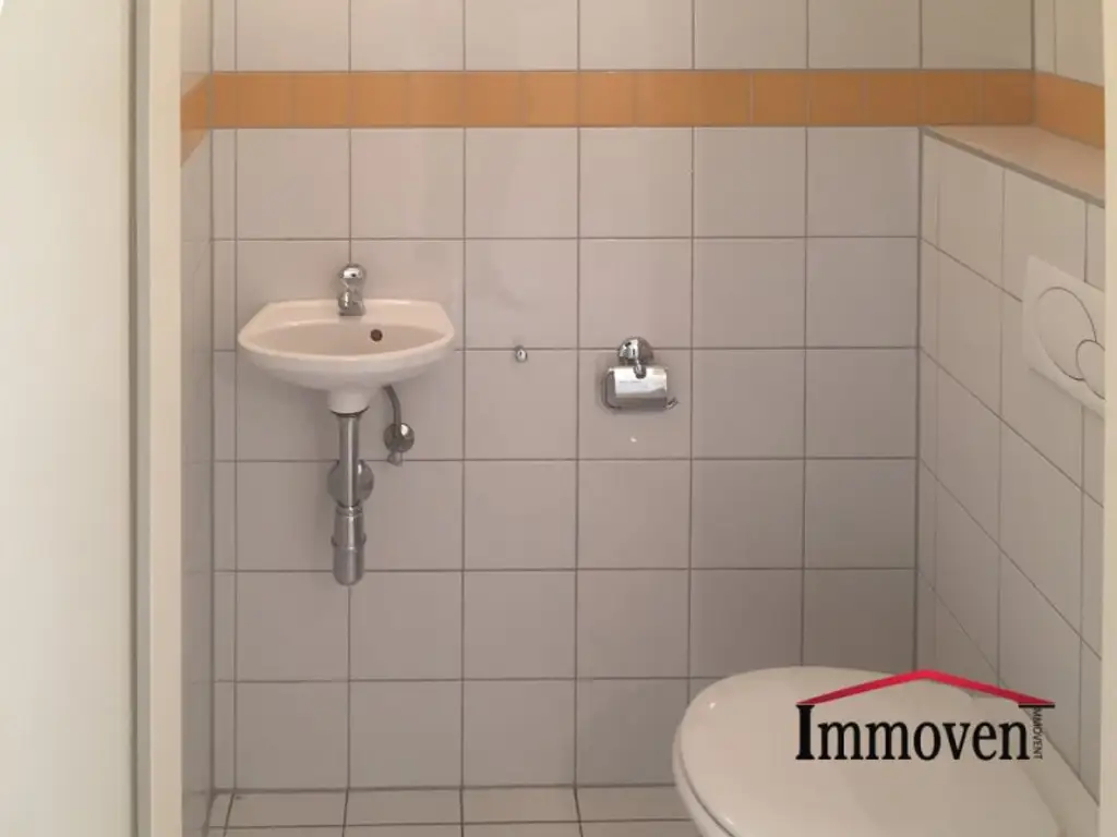 TEILWEISE HOFRUHELAGE - 2-Zimmerwohnung mit Balkon (Mietbeginn 01.02.2026)