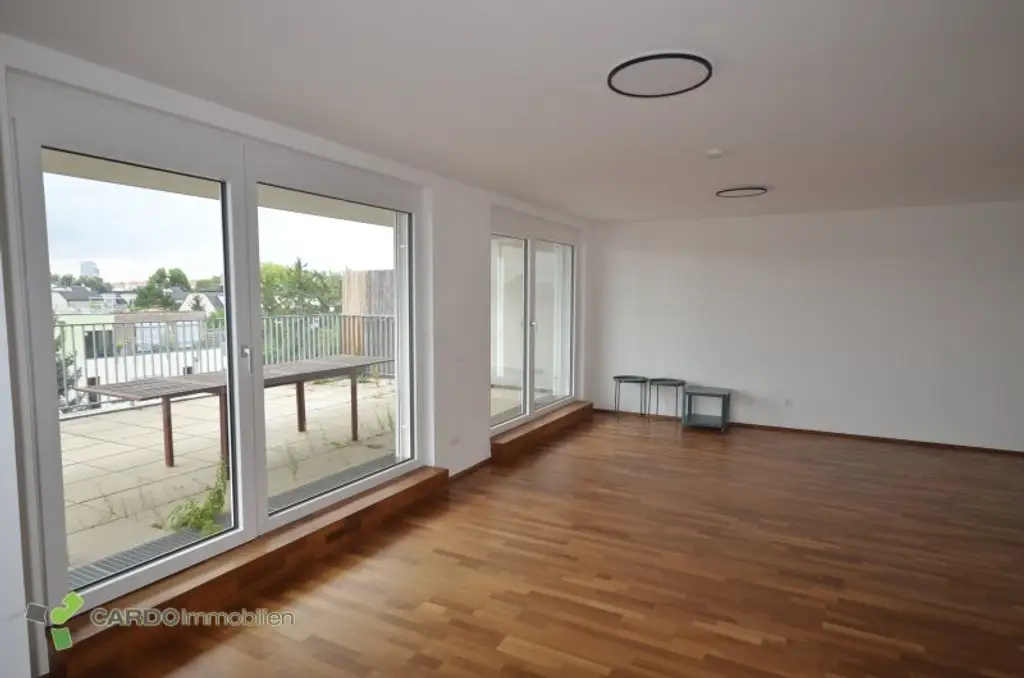 Attraktive Gewerbefläche zu vermieten – ca. 130 m², Nähe UNO City & U-Bahn
