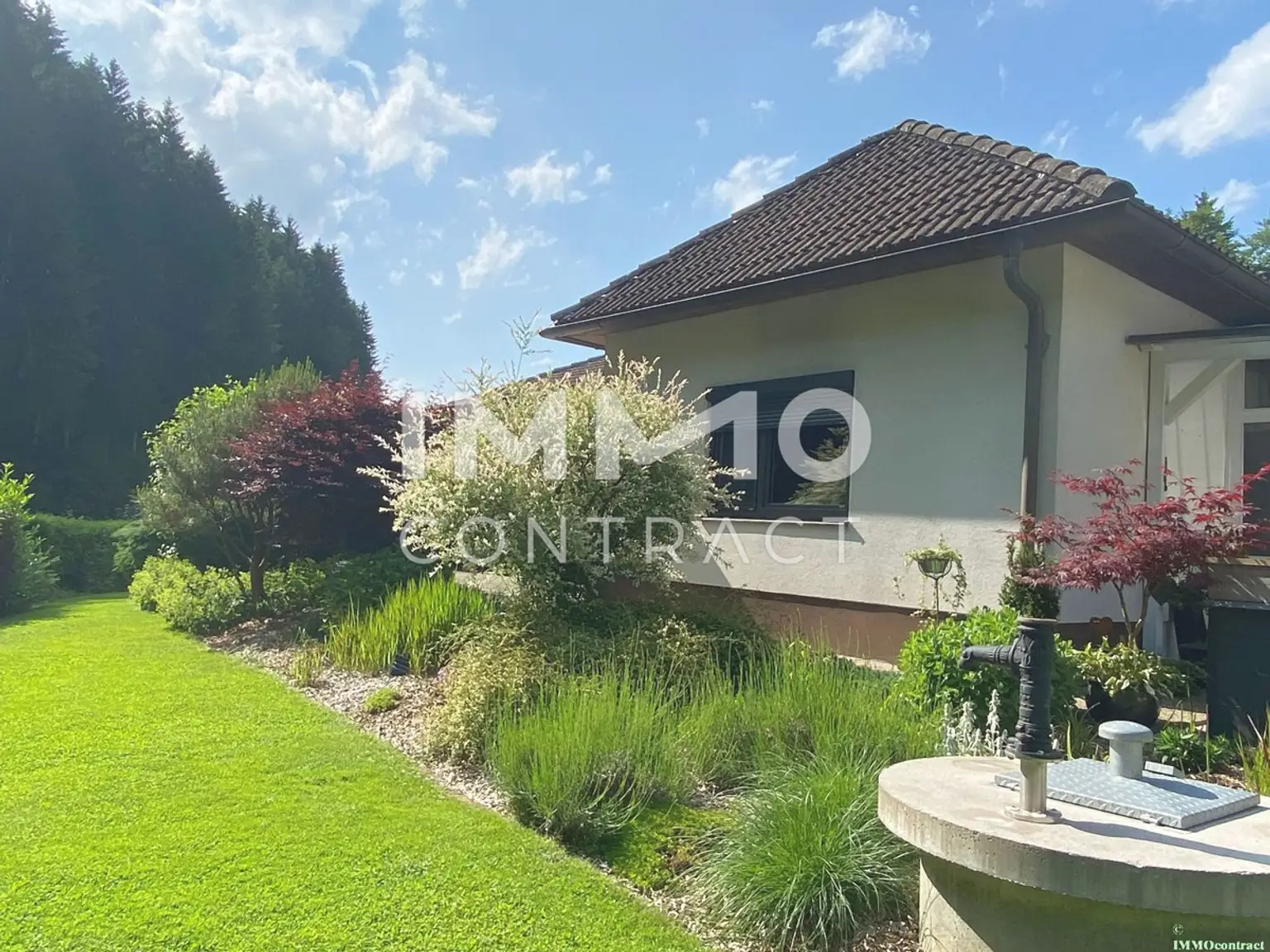Bungalow mit Pool, Garage zu mieten in idyllischer Landschaft im Raum Rosenau/Bruckbach - Ruhelage
