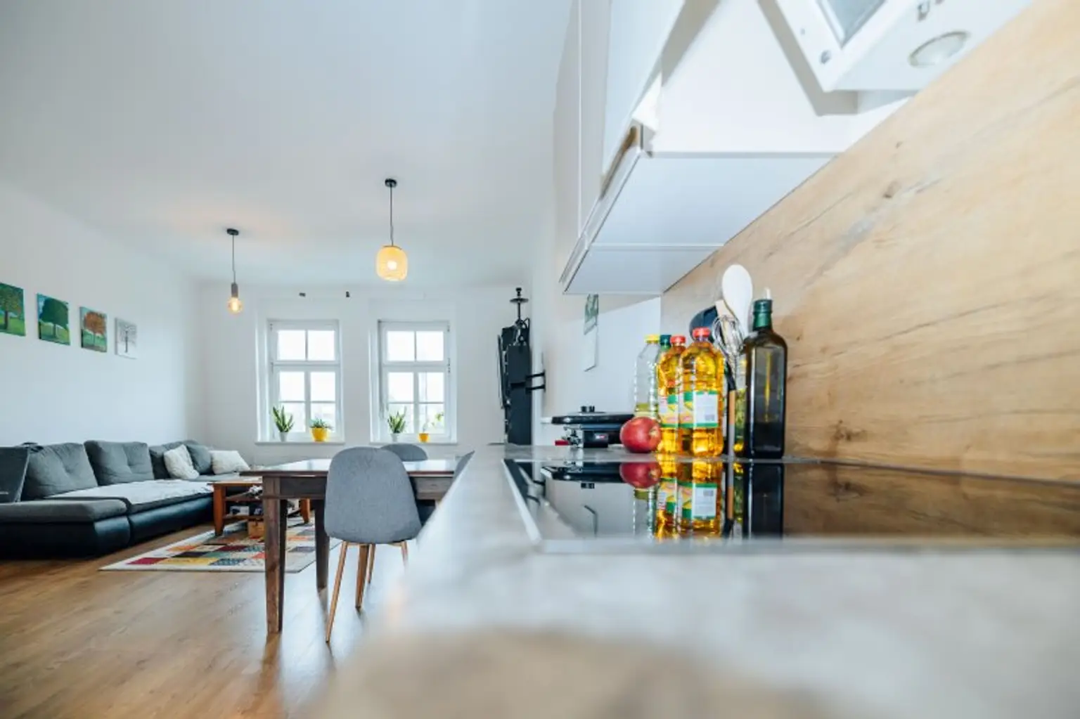 AB 01.NOVEMBER FREI I DAN-KÜCHE I WG-GEEIGNET I BADEWANNE & DUSCHE I BALKON I ZENTRALE LAGE I PROJEKT WOHNEN