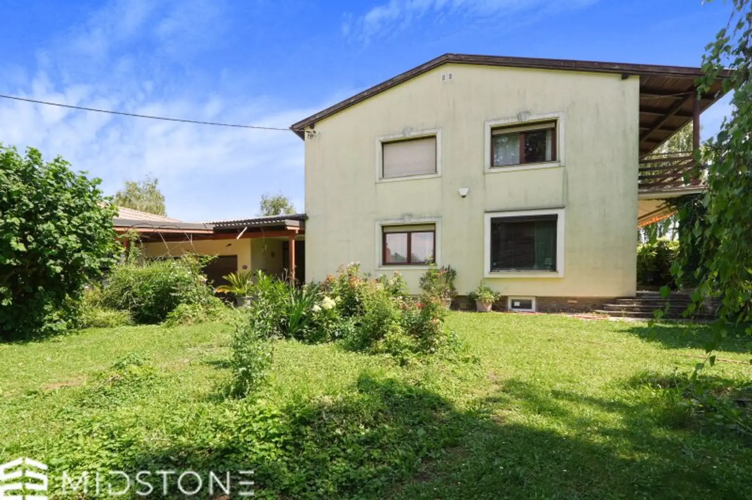 *Naturparadies in Orth an der Donau* Einfamilienhaus mit viel Potenzial und wunderschönem Garten