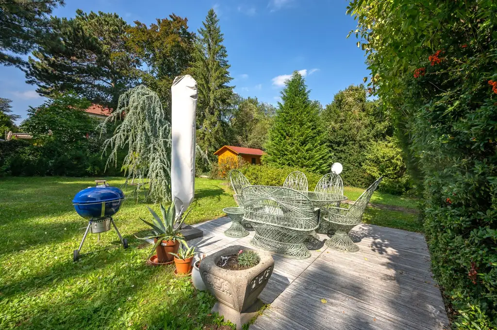 BAUTRÄGER AUFGEPASST: GRUNDSTÜCK FÜR 2 DOPPELHÄUSER | ODER 2 EINFAMILIENHÄUSER