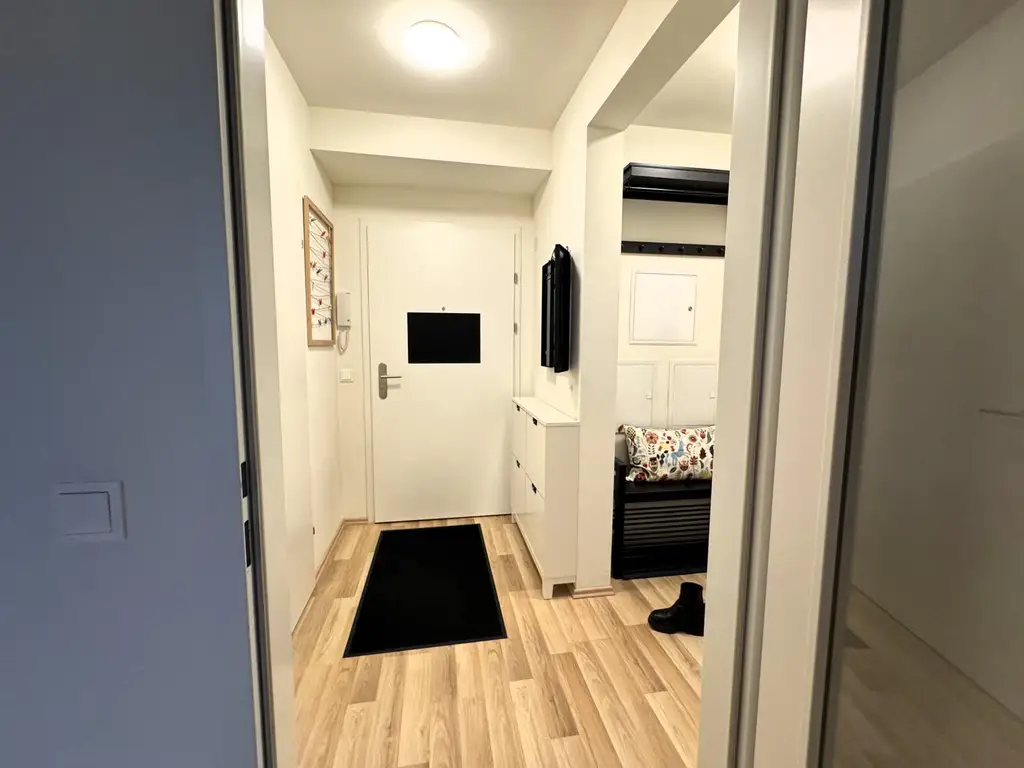 Ihre Gelegenheit Erdgeschosswohnung mit eigenem GARTEN in verkehrsberuhigter Zone